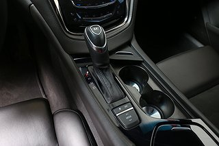 Sedan Cadillac CTS 17 av 23