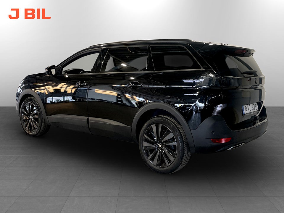 Bild på Peugeot 5008 GT 1.2 PT 130hk Aut 7-SITS B-KAMERA CARPLAY