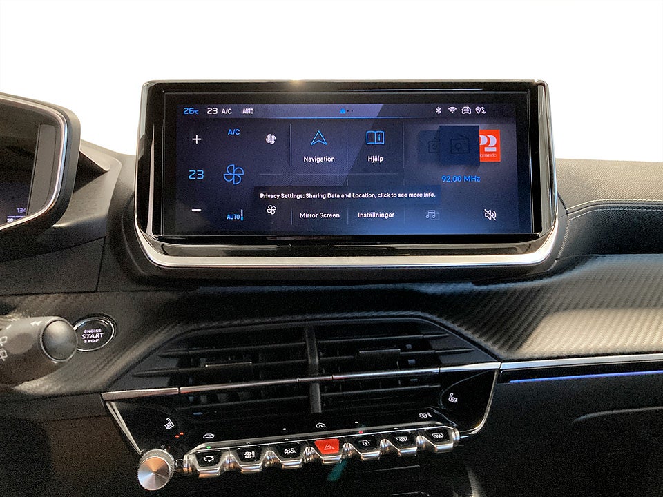Bild på Peugeot 2008 GT 1.2 PT 130hk Aut B-KAMERA CARPLAY