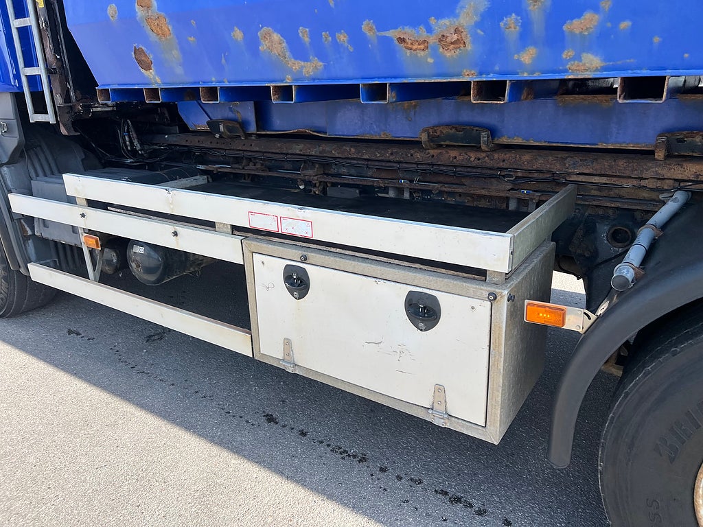 Scania R440 6x2*4 Hiab Lastväxlare inkl Flak, Euro 5