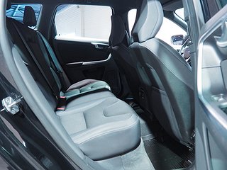 SUV Volvo XC60 10 av 23