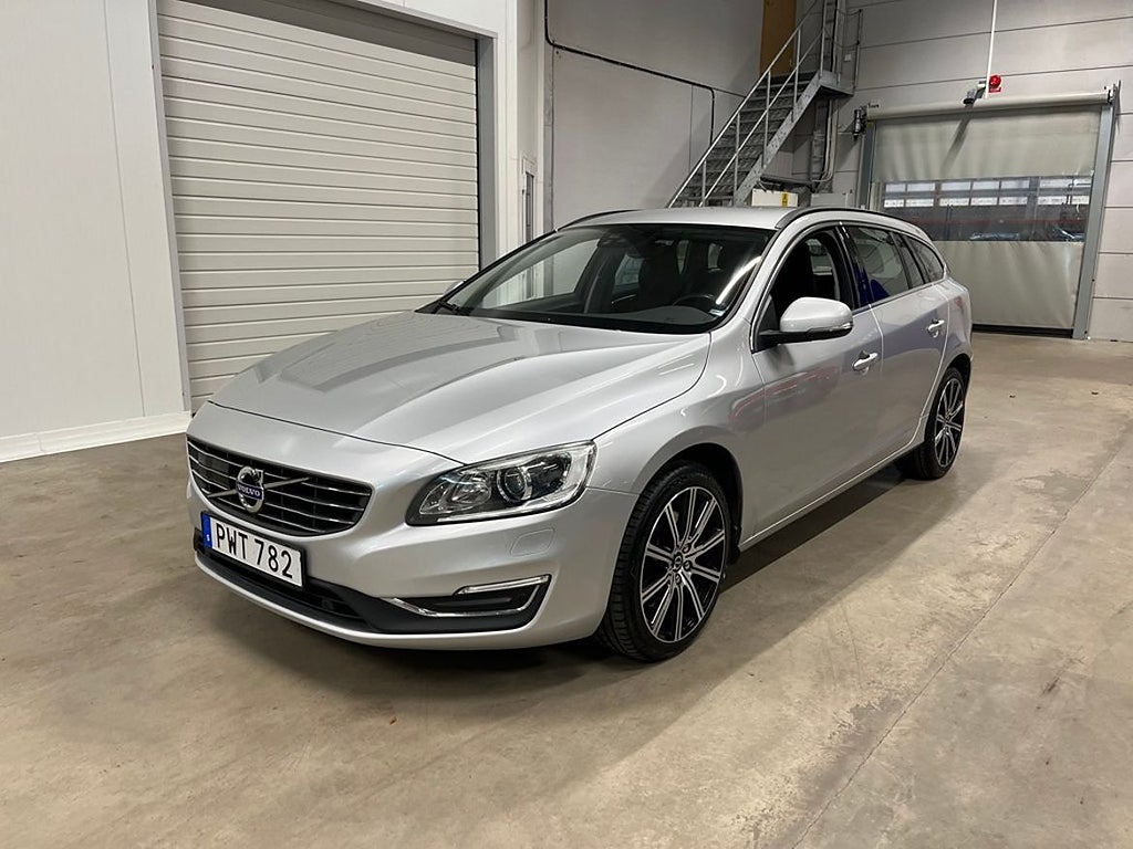 Volvo V60 D4 AWD Classic Momentum (V-HJUL) *NAVI/ADAP FARTH*