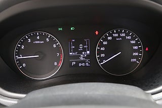 Halvkombi Hyundai i20 18 av 23