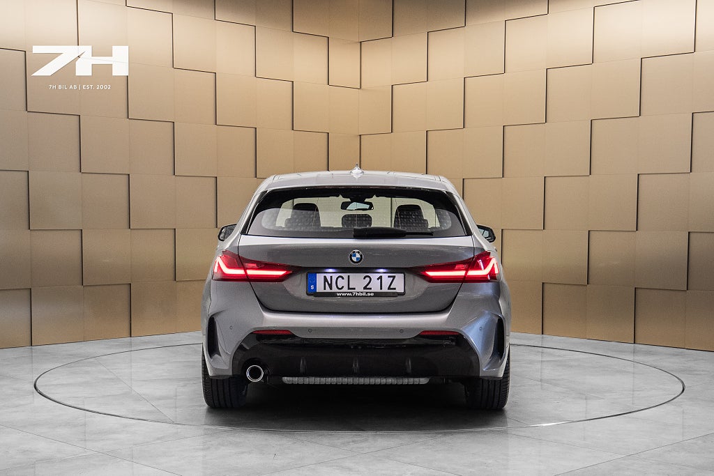 BMW 118I M Sport / Cockpit / Farthållare / PDC