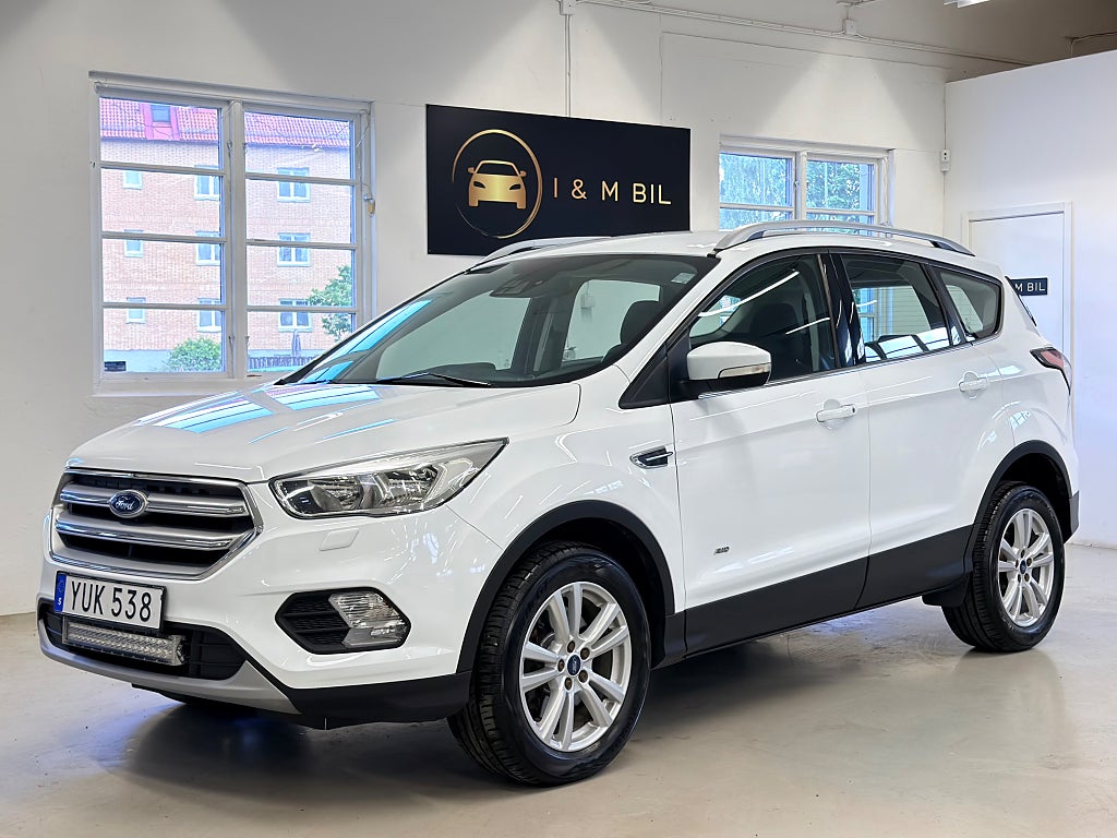 Ford Kuga 2.0 TDCi AWD Automat Trend/ Drag/ Nybes/ 1 Ägare/
