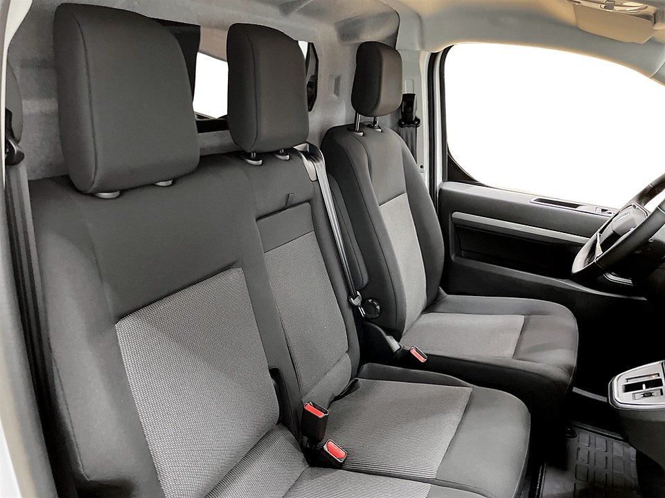 Bild på Peugeot Expert Plus 145hk Aut L3 - EDITION! SERVICE & VINTERHJUL INGÅR!