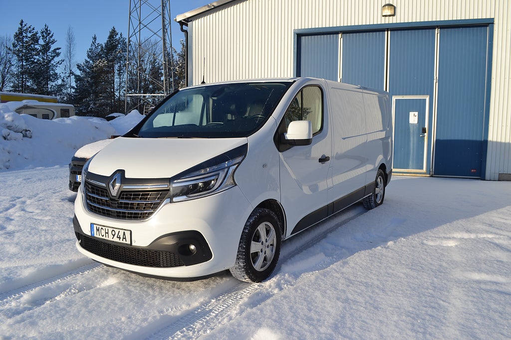 Renault trafic Skåpbil 3.0t 2.0 dCi EDC värmare + drag + kamera 170hk