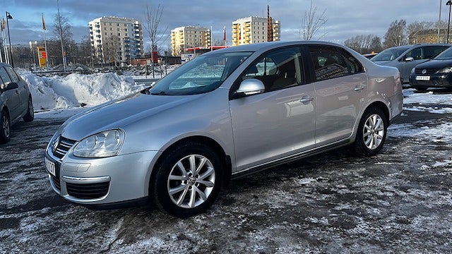 Volkswagen Jetta 1.6 Multifuel Trendline Euro 4