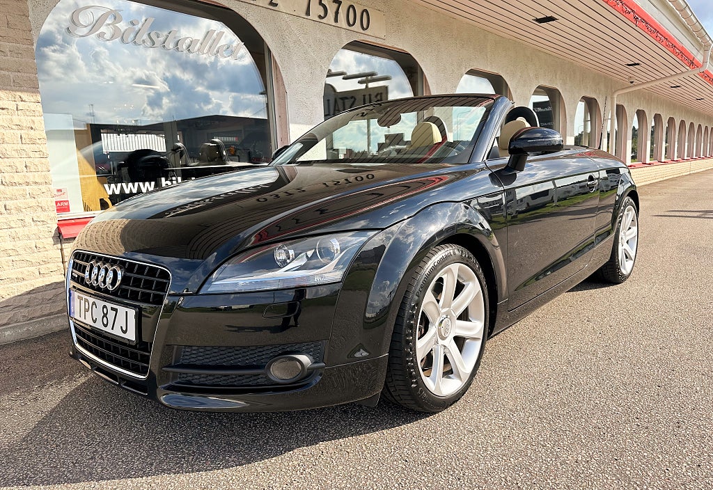 Audi TT Roadster Cab 3.2 V6 Aut S-Tronic Quattro NAVI