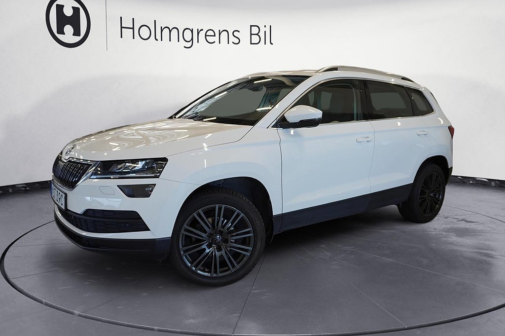 Skoda Karoq TSI 115hk Ambition Dragkrok Backkamera Värmare | Ränta 1,99%