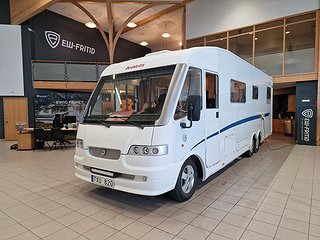 Husbil-integrerad Dethleffs I-7870
