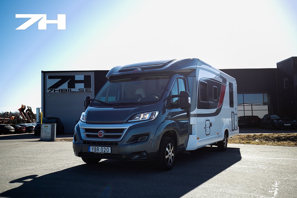 Bürstner Nexxo T745  / TOPPSKICK! / Dubbla Solceller / 150HK