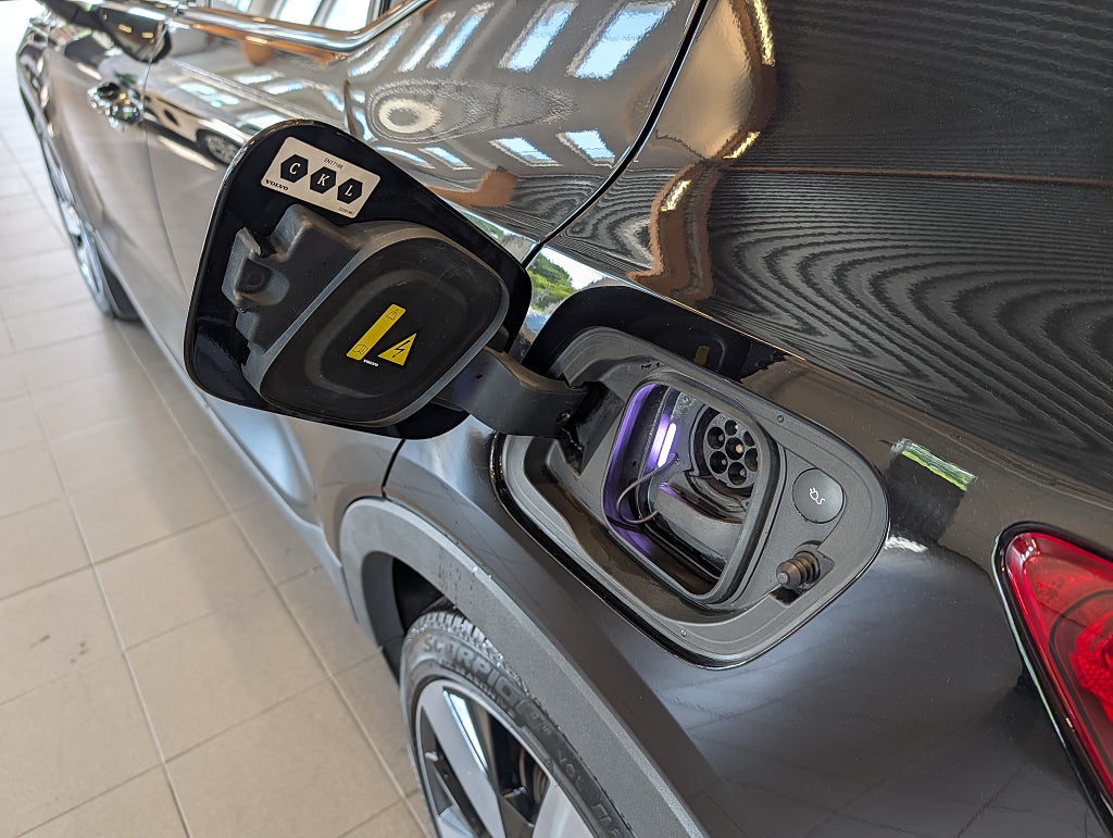 Volvo XC40 Recharge 231hk Ultimate / Panorama / H&K