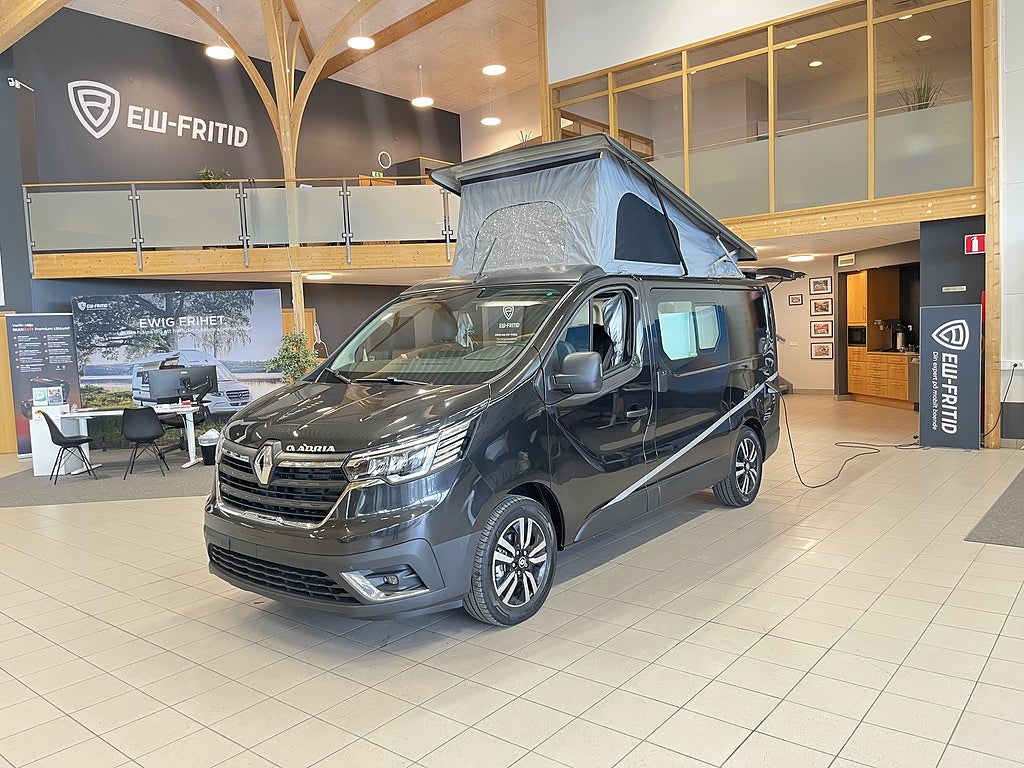 Adria ACTIVE PRO (B-körkort+Van+Plåtis+Automat+5m+Pop-Up)