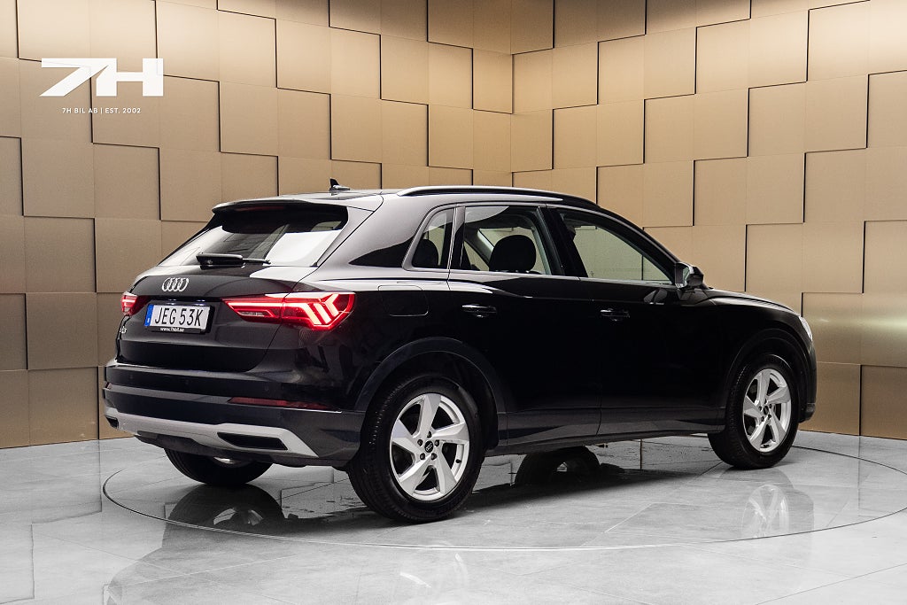 Audi Q3 35 TFSI Proline Adv / Adaptiv Farth. / Drag / Värmare