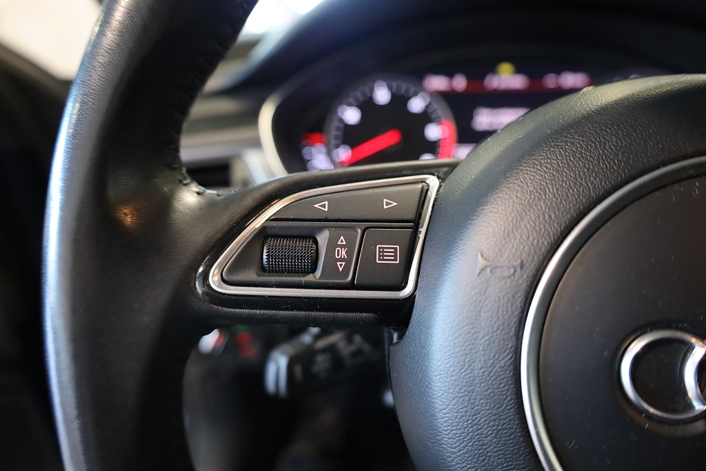 Audi A6 Avant 2.0 TDI ultra S Tronic Navi Drag Blåtand Värmare