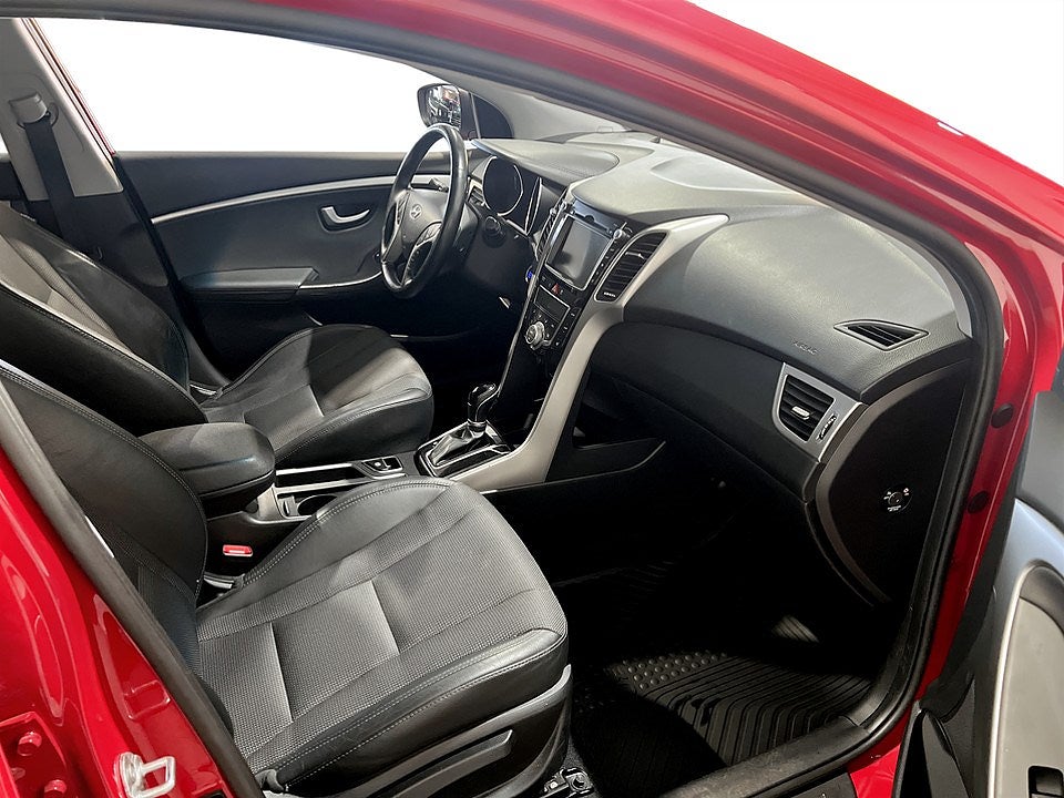 Bild på Hyundai i30 Premium 1.6 GDI 135hk Aut - B-KAMERA,ELSTOL,NAV