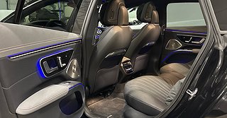 Halvkombi Mercedes-Benz EQS 4 av 8