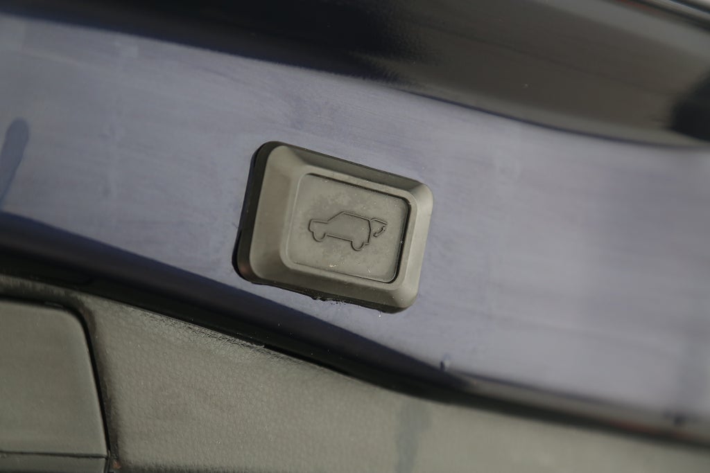 Toyota RAV4 2,5 Hybrid E-CVT Executive 2WD JBL Navi Skinn Dragkrok 2019