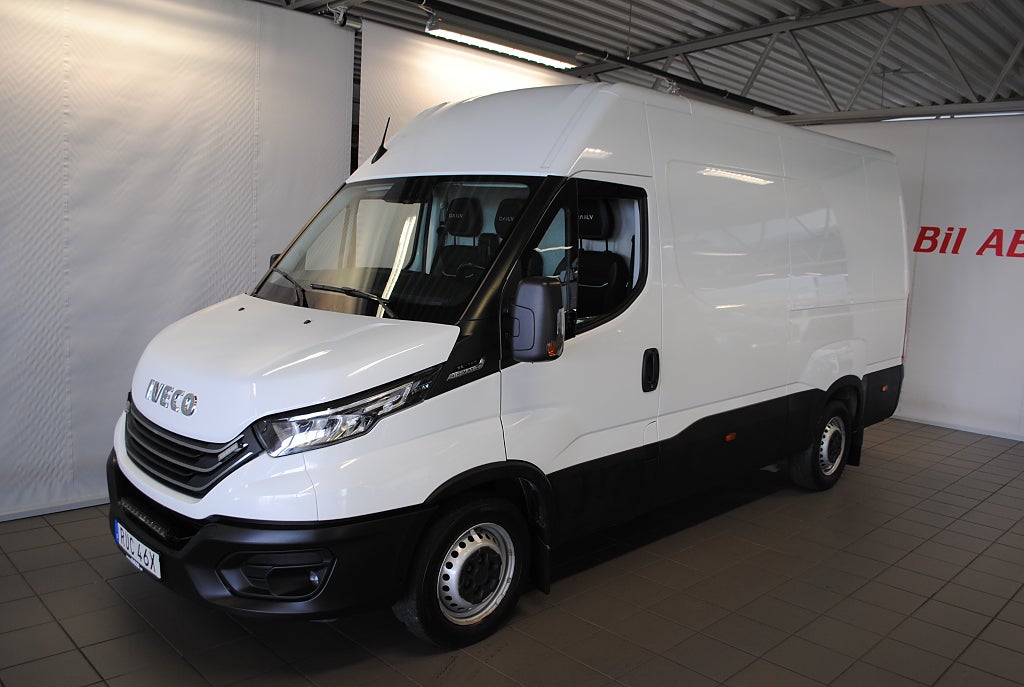 Iveco Daily 2,3 136 Hk Automat Fastline 12m3