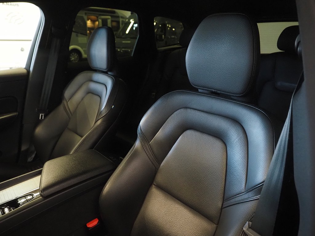 Volvo XC60 Recharge T8 392hk AWD R-Design |Drag|Pano|Skinn| 2020