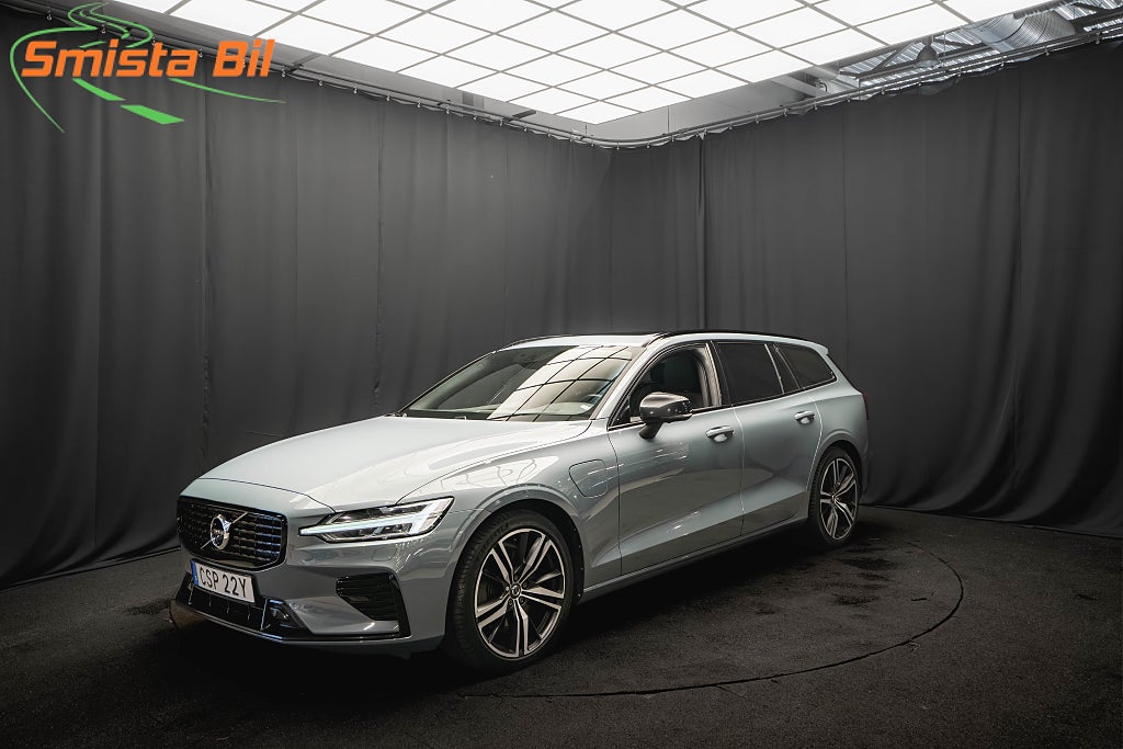 Volvo V60 Recharge T6 AWD R-Design PANO DRAG H/K 360° 1-ÄGARE