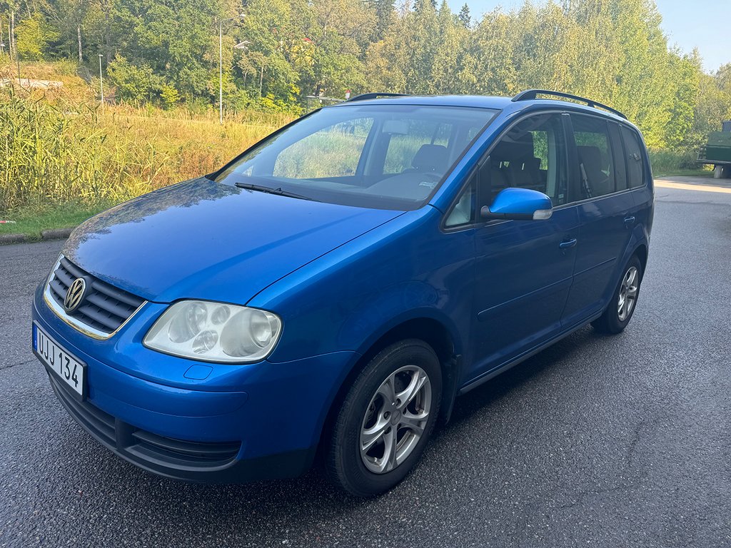 Volkswagen Touran 1.6 FSI Trendline Euro 4 7 SITSIG DRAGKROK