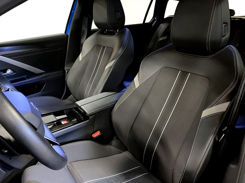 Bild på Opel Astra ST GS 1.2 PT 130hk Aut B-KAMERA CARPLAY