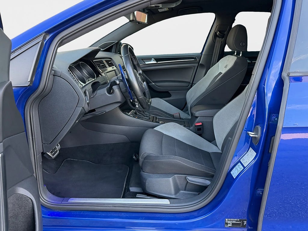 Volkswagen Golf R 2,0 TSI DSG 4Motion 300hk Milltek Panorama 2016, bild 33