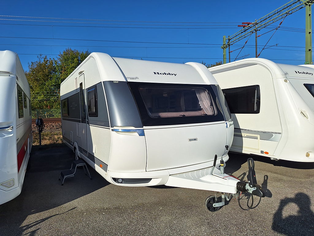 Hobby Excellent 560 LU Långbädd