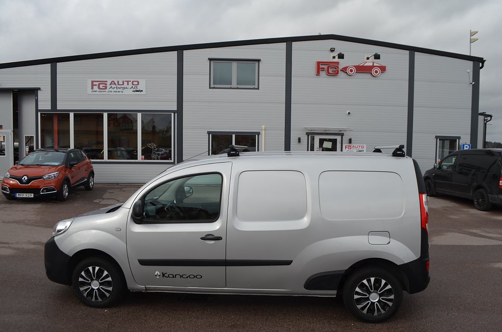 Renault Kangoo Express Maxi 1.5 dCi 90 hk En Ägare Drag Euro 6