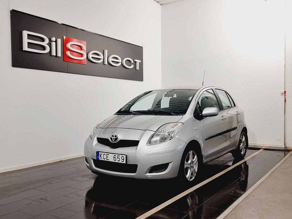 Toyota Yaris 5-dörrar 1.33 Dual VVT-i MultiMode Ny Servad