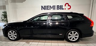 Volvo V90 D3 AWD Kinetic Drag Pvärm CarPlay VoC GPS S/V-hjul
