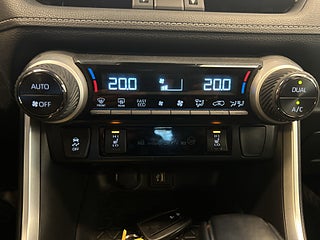 Toyota RAV4 Hybrid AWD/MoK/SoV/B-Kamera/Psens/Ad.Farthållare/MOMS – bild 21