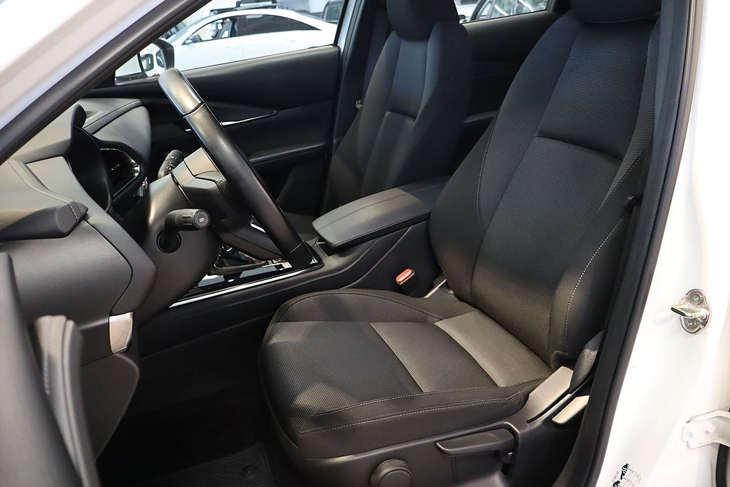 Bild på Mazda CX-30 Sky 2.0 SKYACTIV-X M 150hk - B-KAMERA, CARPLAY