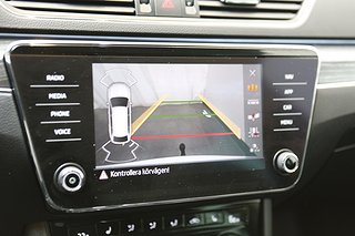 Kombi Skoda Superb 18 av 23