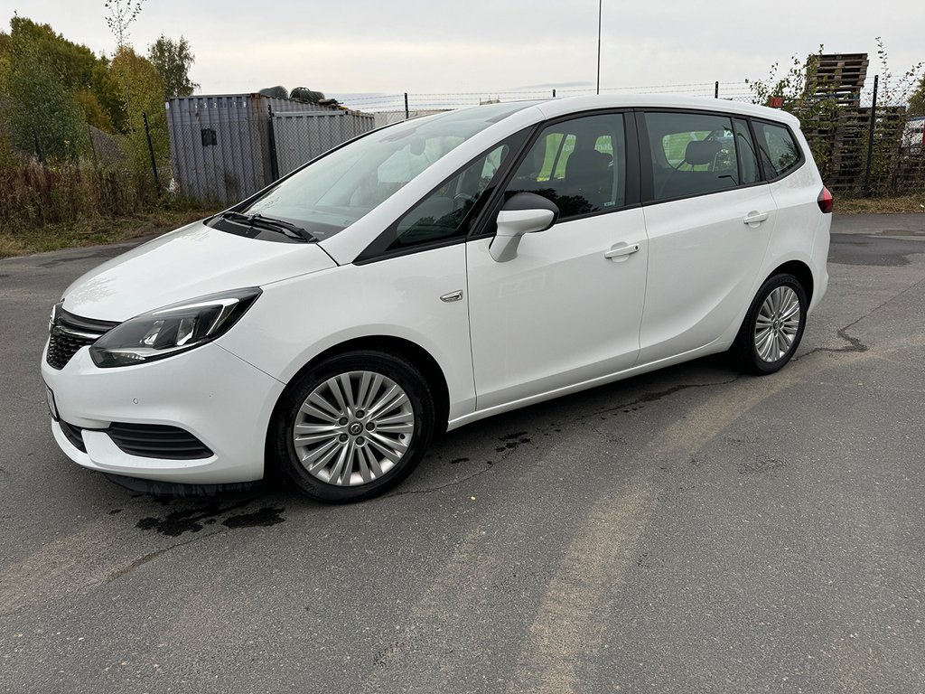 Opel Zafira Tourer 1.4 Turbo 7 Stolar Vinterdäck ingår, REA