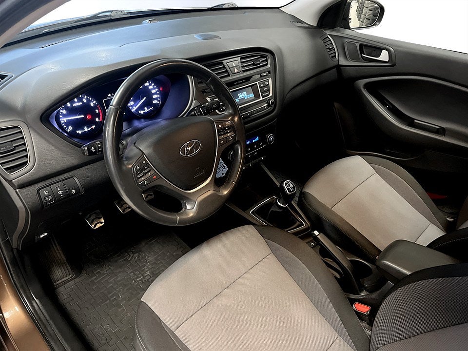 Bild på Hyundai i20 Premium Active 100hk - CARPLAY. P-SENSOR BAK