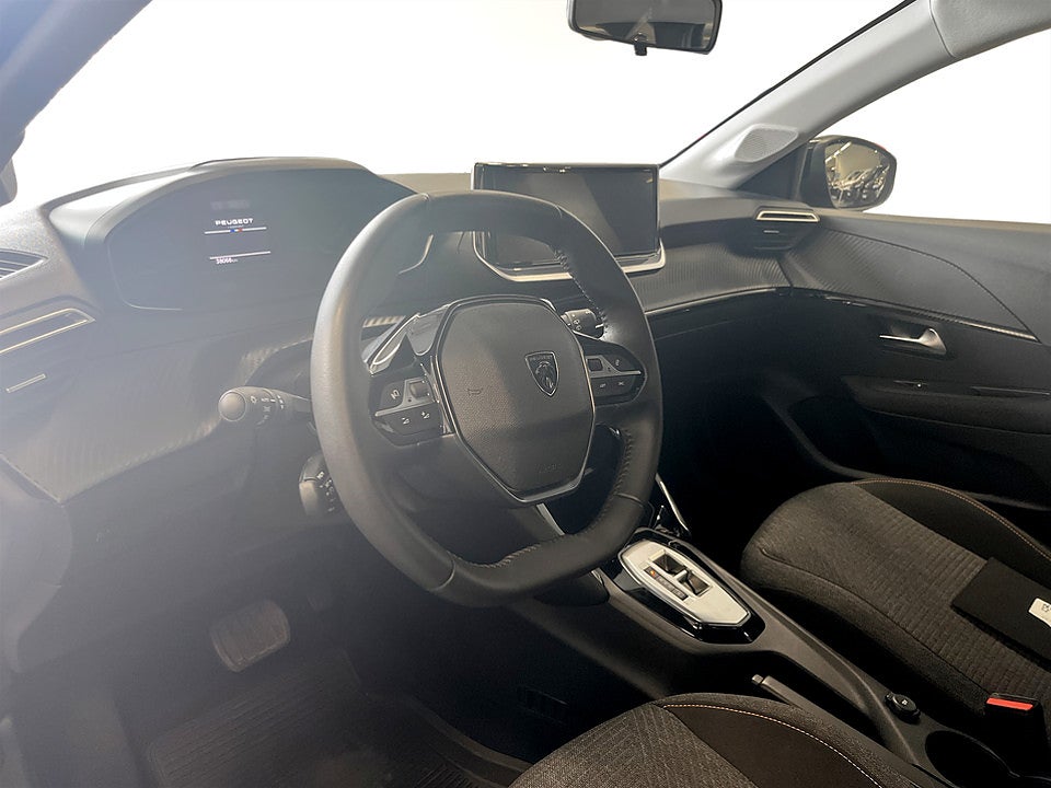 Bild på Peugeot 208 Style Hybrid 100hk Aut CARPLAY BACKSENSORER