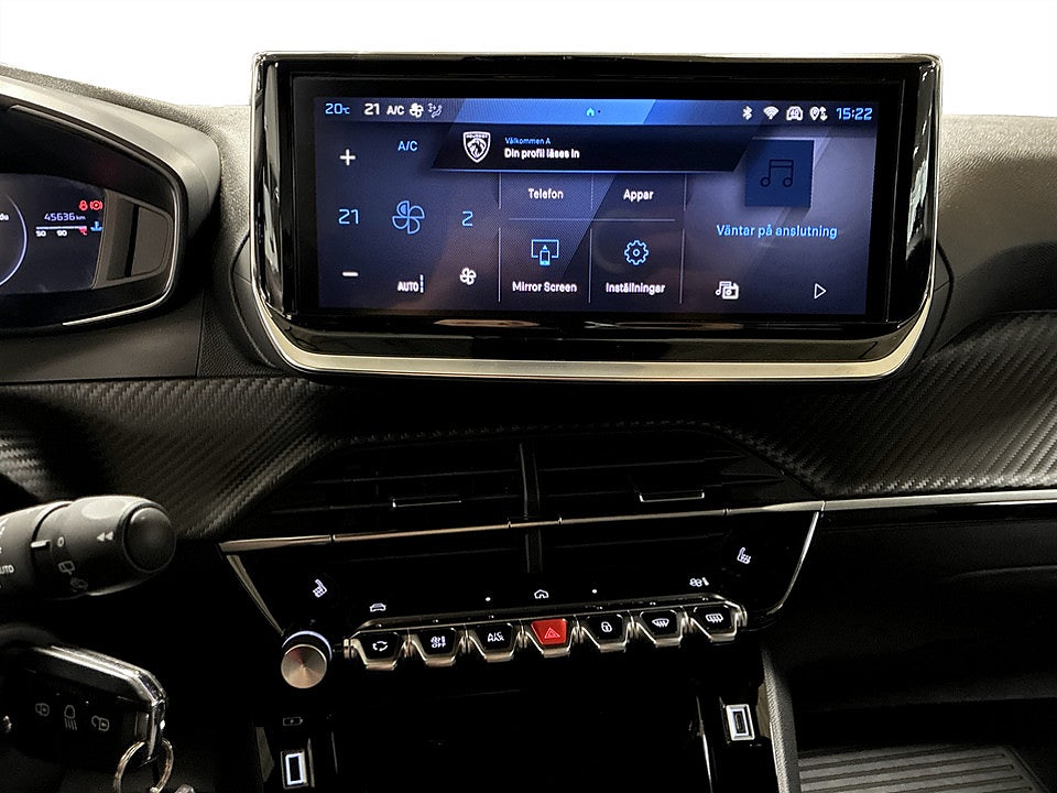 Bild på Peugeot 2008 Allure 1.2 PT 130hk B-KAMERA CARPLAY