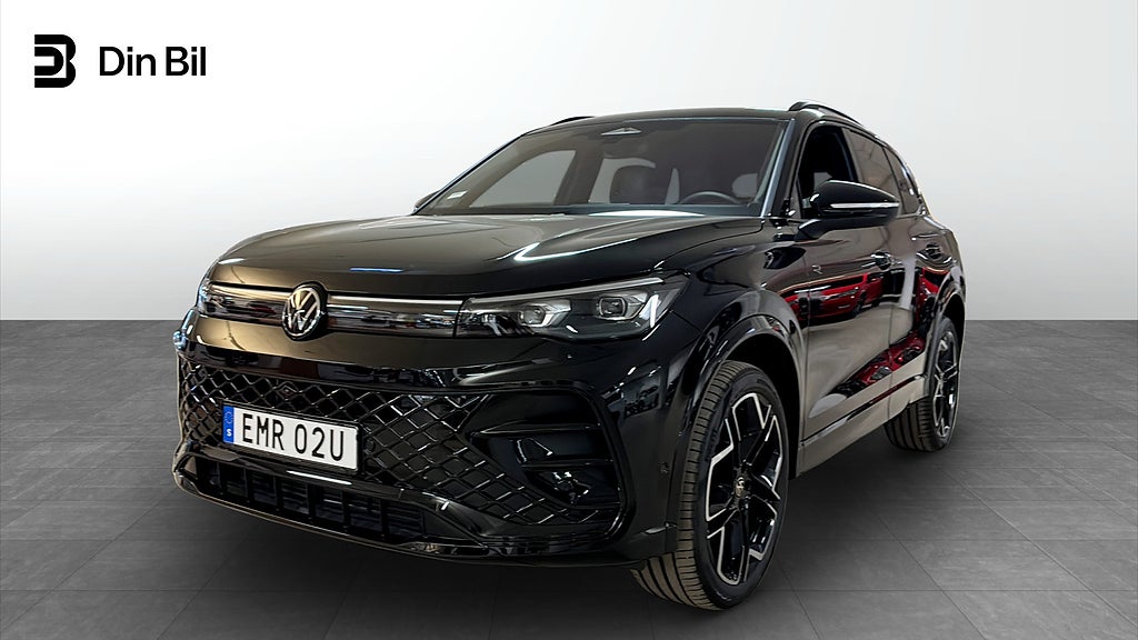 Volkswagen Tiguan TDI 193 DSG 4M R-Line/ Panoramatak/ P-värmare