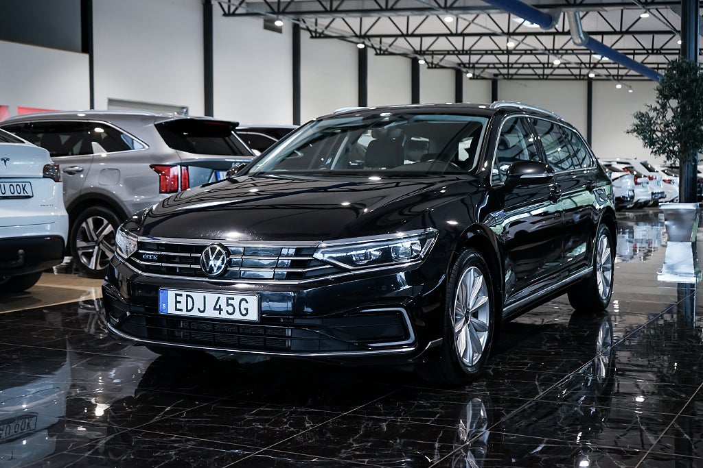 Volkswagen Passat Sportscombi GTE 1.4 TSI ACT OPF GTE | Kamera | Navi |
