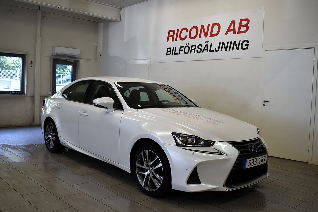 Lexus IS 300h HYBRID 2.5 223HK CVT EXECUTIVE EU6 4750MIL