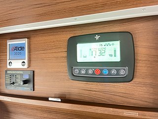 Husbil-integrerad Niesmann ARTO 88 F 28 av 31