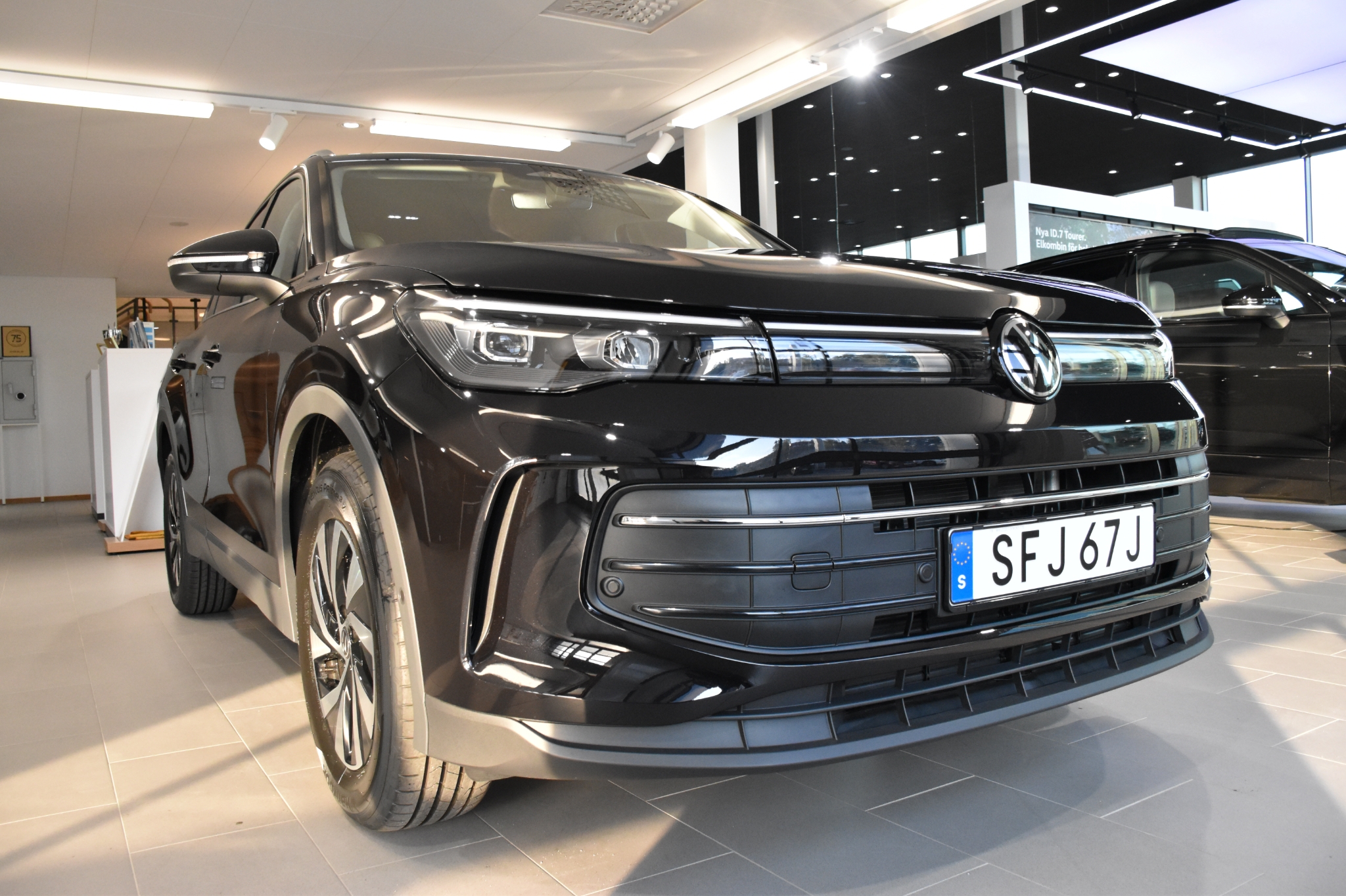 Volkswagen Tiguan 150 hk eTSI DSG 2026, bild 3/62