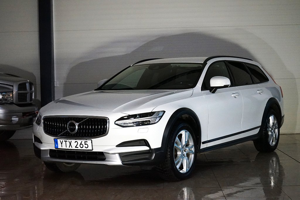 Volvo V90 Cross Country D4 AWD Geartronic VOC Drag Navi LED