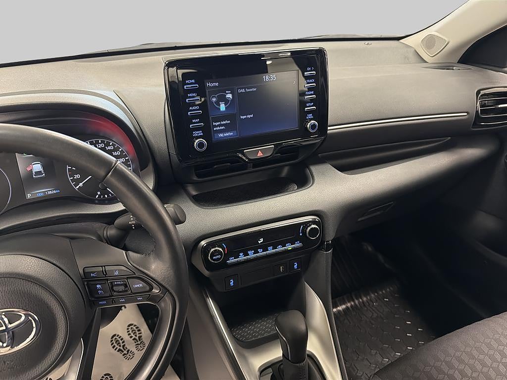 Toyota Yaris 2021 - miniatyr 13