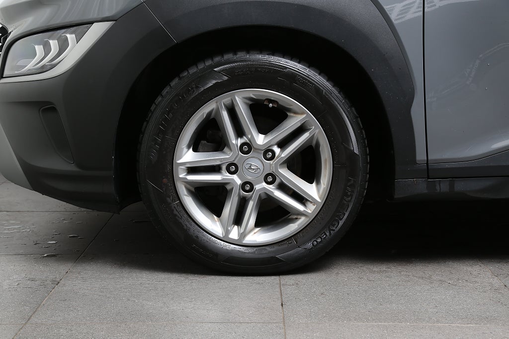 Hyundai Kona 1,0 T-GDi 120hk 7DCT Essential CarPlay Kamera Leasbar 2023