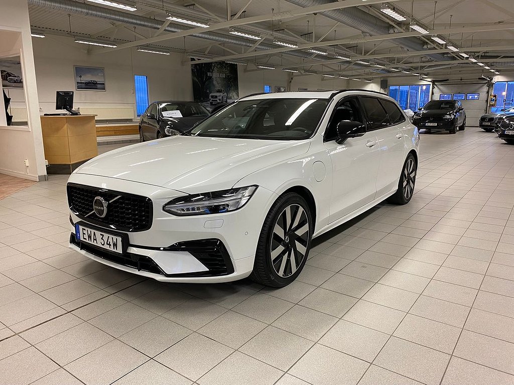 Volvo V90 Recharge T6 Ultimate Dark