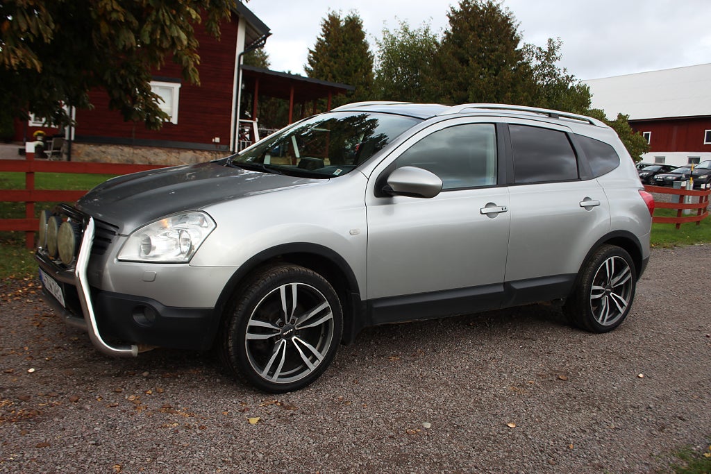 Nissan Qashqai+2 2.0 dCi 4x4 Euro 5*NYbesik*finans*gårbra